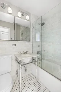 $765,000 | 263 West End Avenue, Unit 9E | Upper West Side