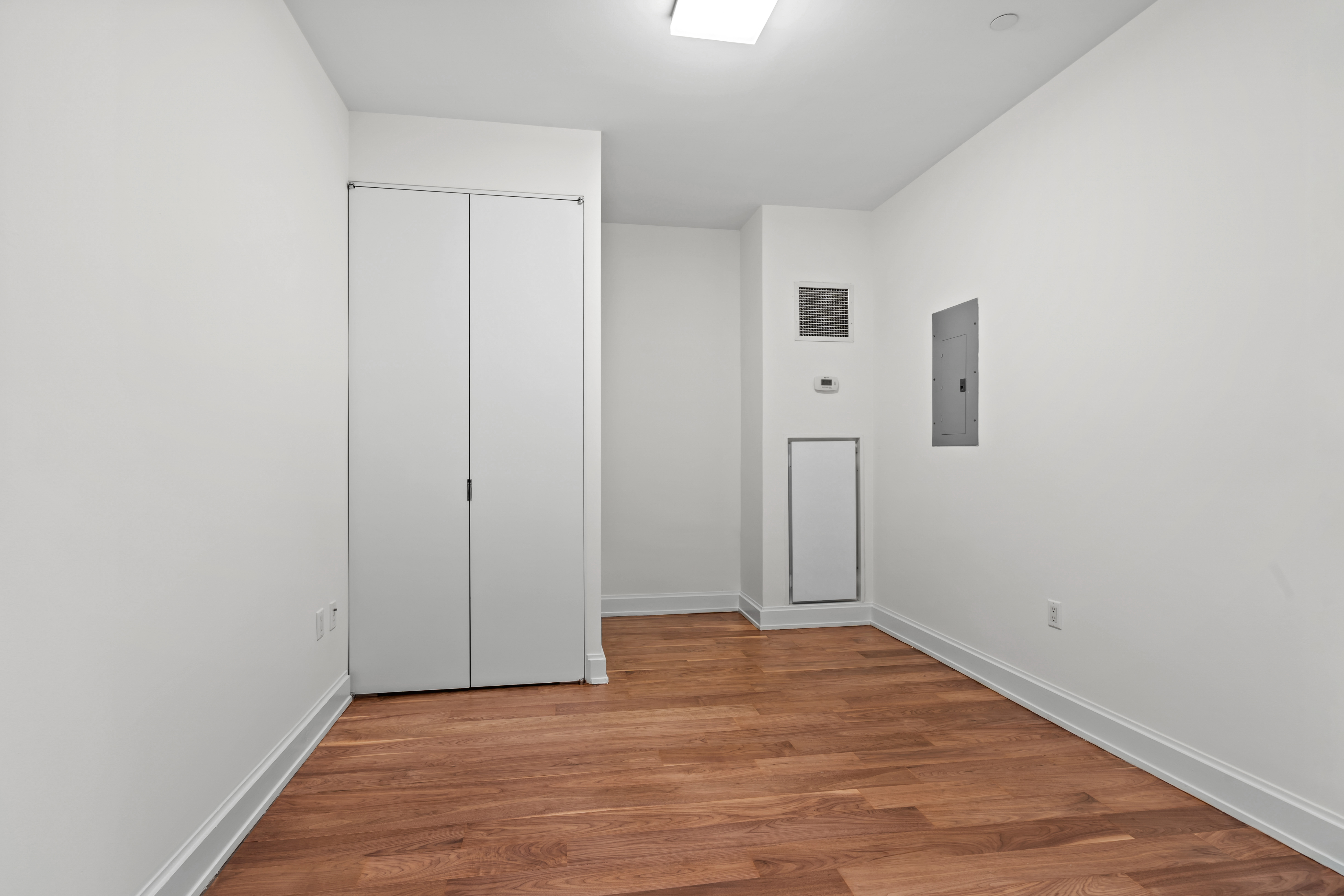 140 West 22nd Street, Unit 2A Manhattan, NY 10011 - Photo 6 of 17