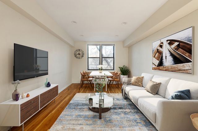 $359,000 | 345 Webster Avenue, Unit 5I | Kensington