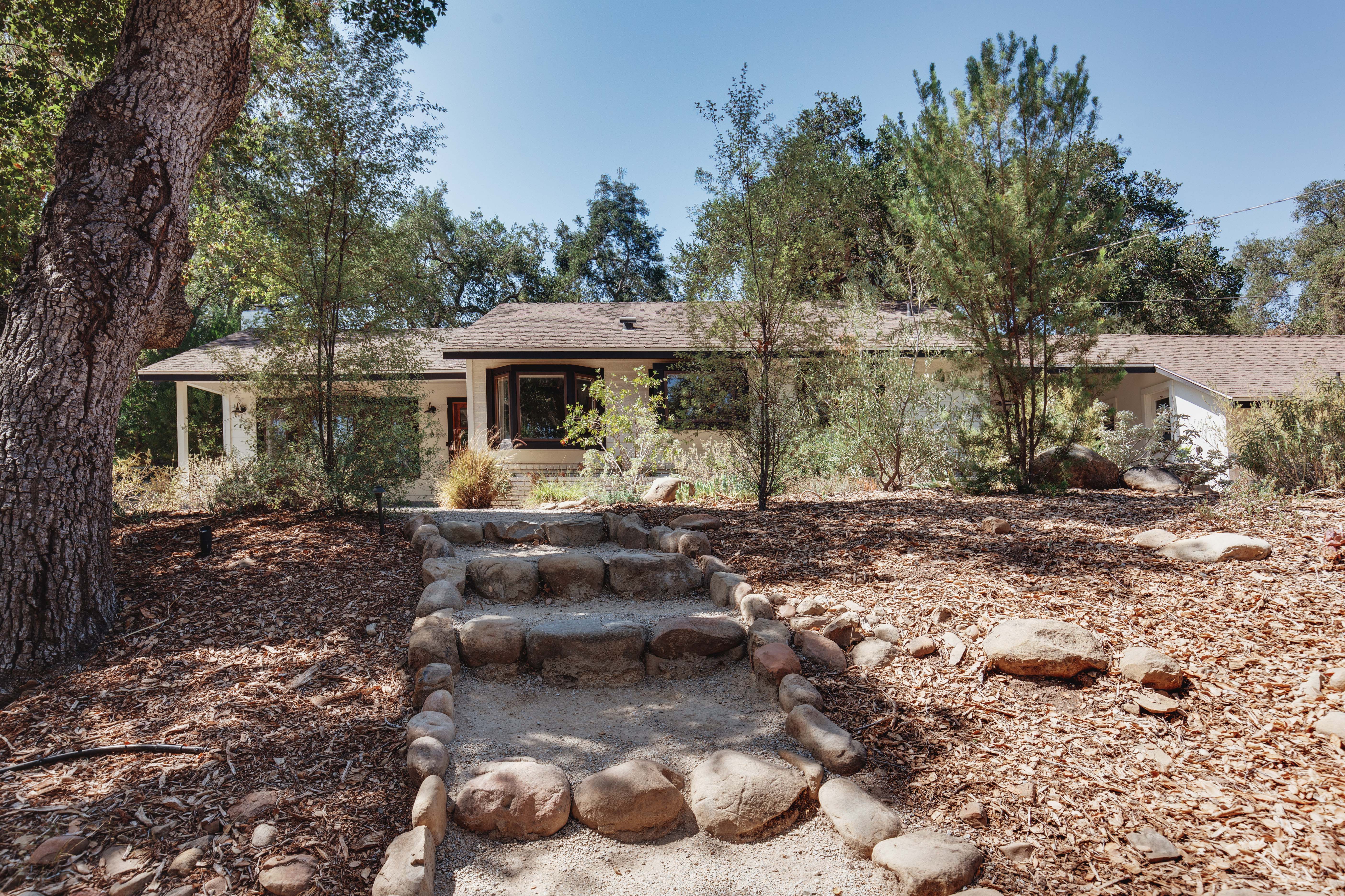 2363 Burnham Road Ojai, CA 93023 - Photo 2 of 29