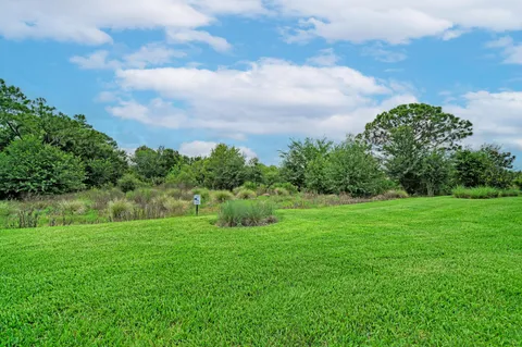 $729,000 | 1047 Waterline Court, Sarasota, FL 34240