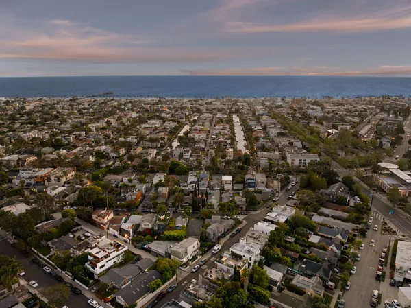 $3,150,000 | 621 Mildred Avenue, Venice, CA 90291