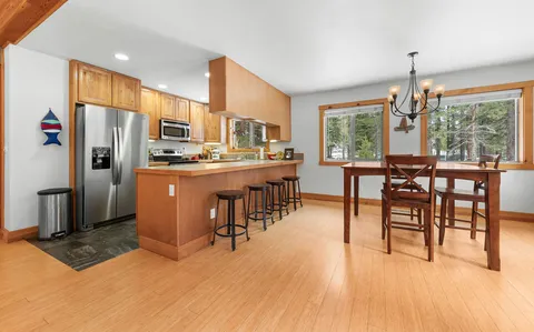 $995,000 | 3606 South Upper Truckee Road, South Lake Tahoe, CA 96150