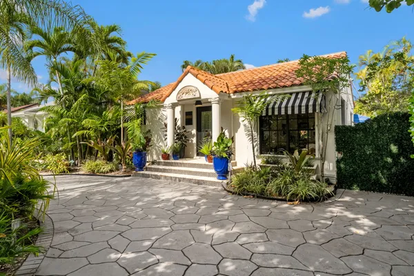 $750,000 | 4108 Southwest 62nd Avenue, South Miami, FL 33155
