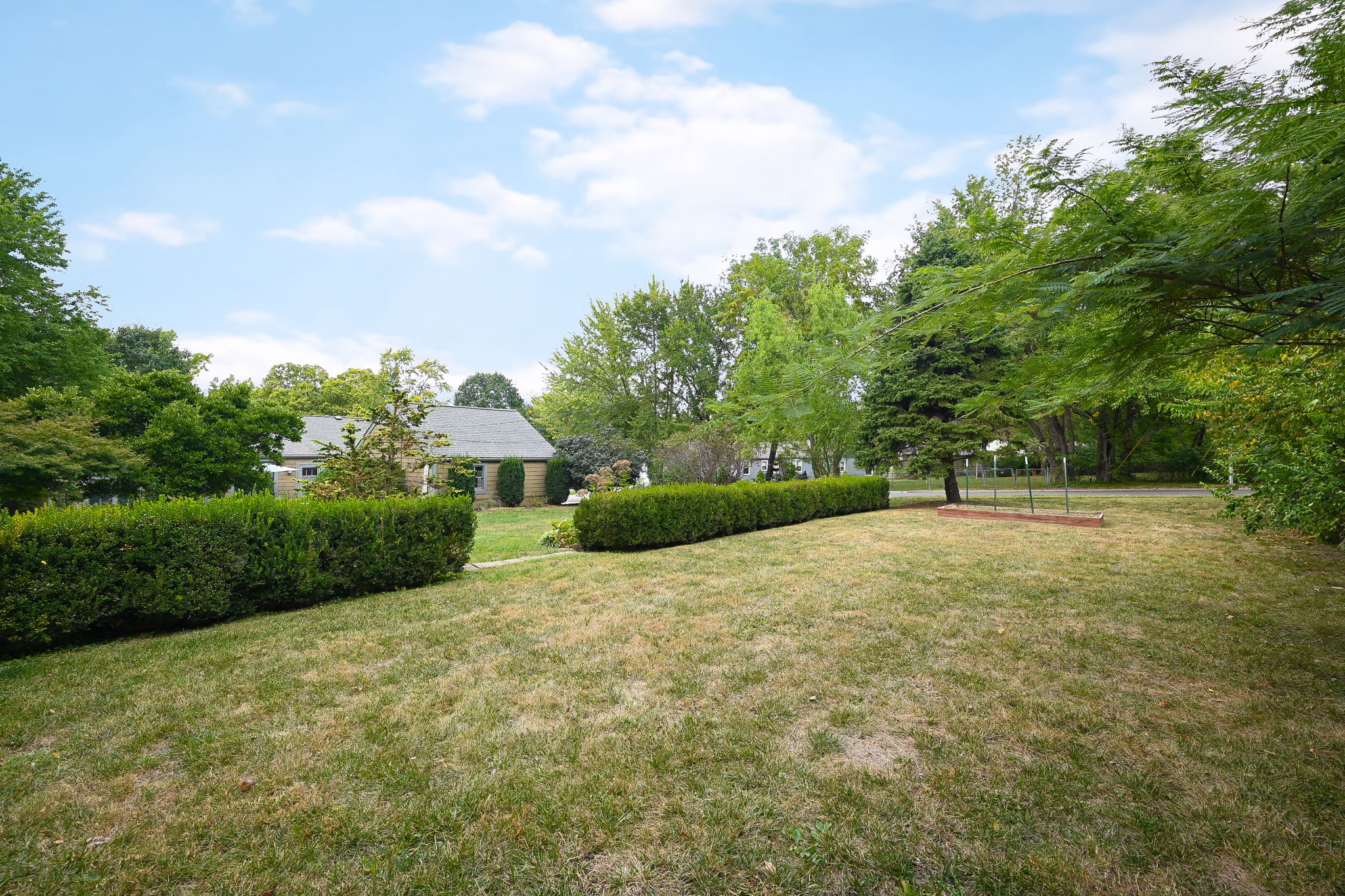 8501 Riley Street Overland Park, KS 66212 - Photo 10 of 25