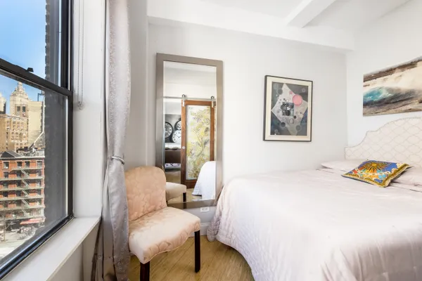 $650,000 | 116 West 72nd Street, Unit 11B | Upper West Side