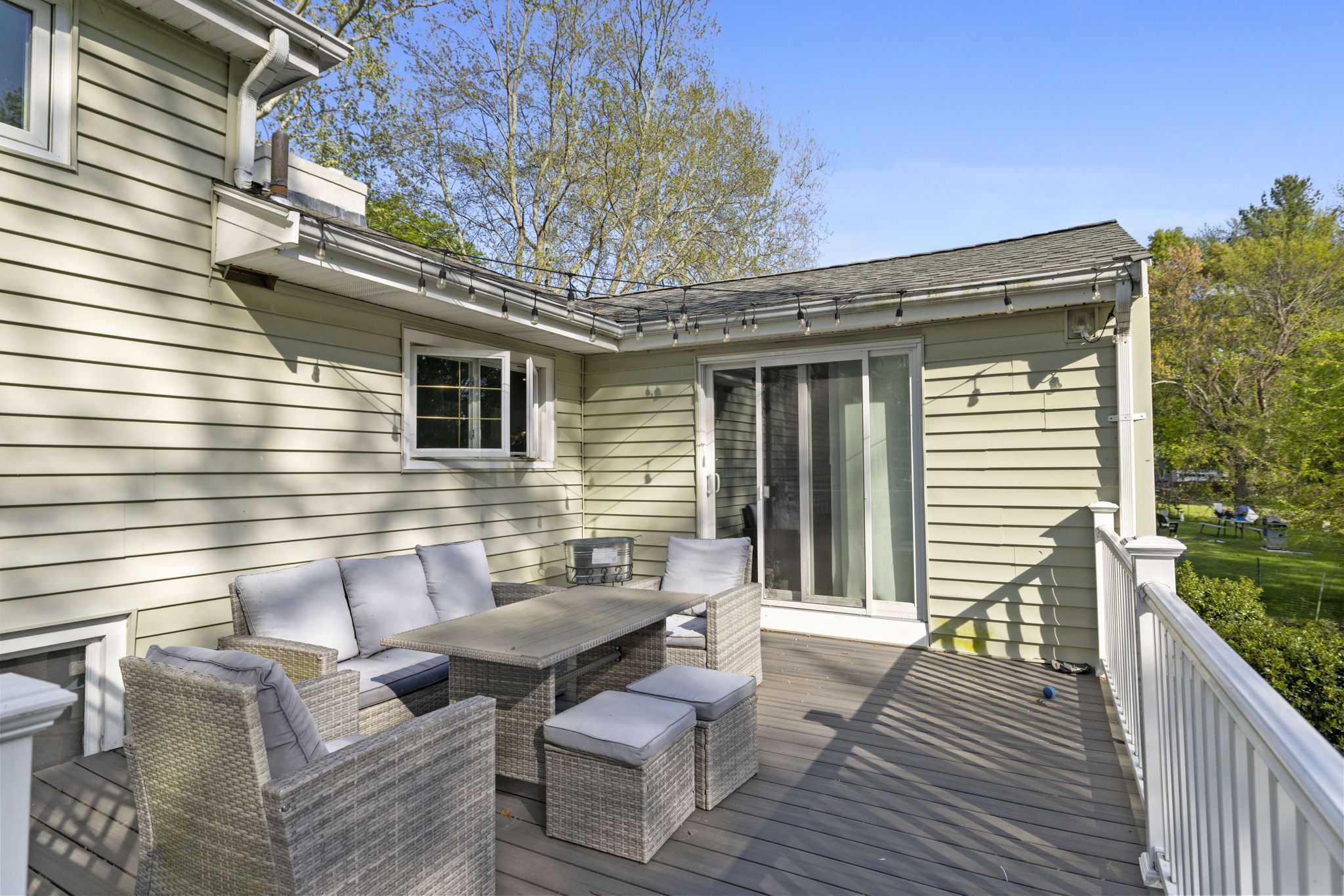 75 Perry Avenue Lynnfield, MA 01940 - Photo 3 of 8