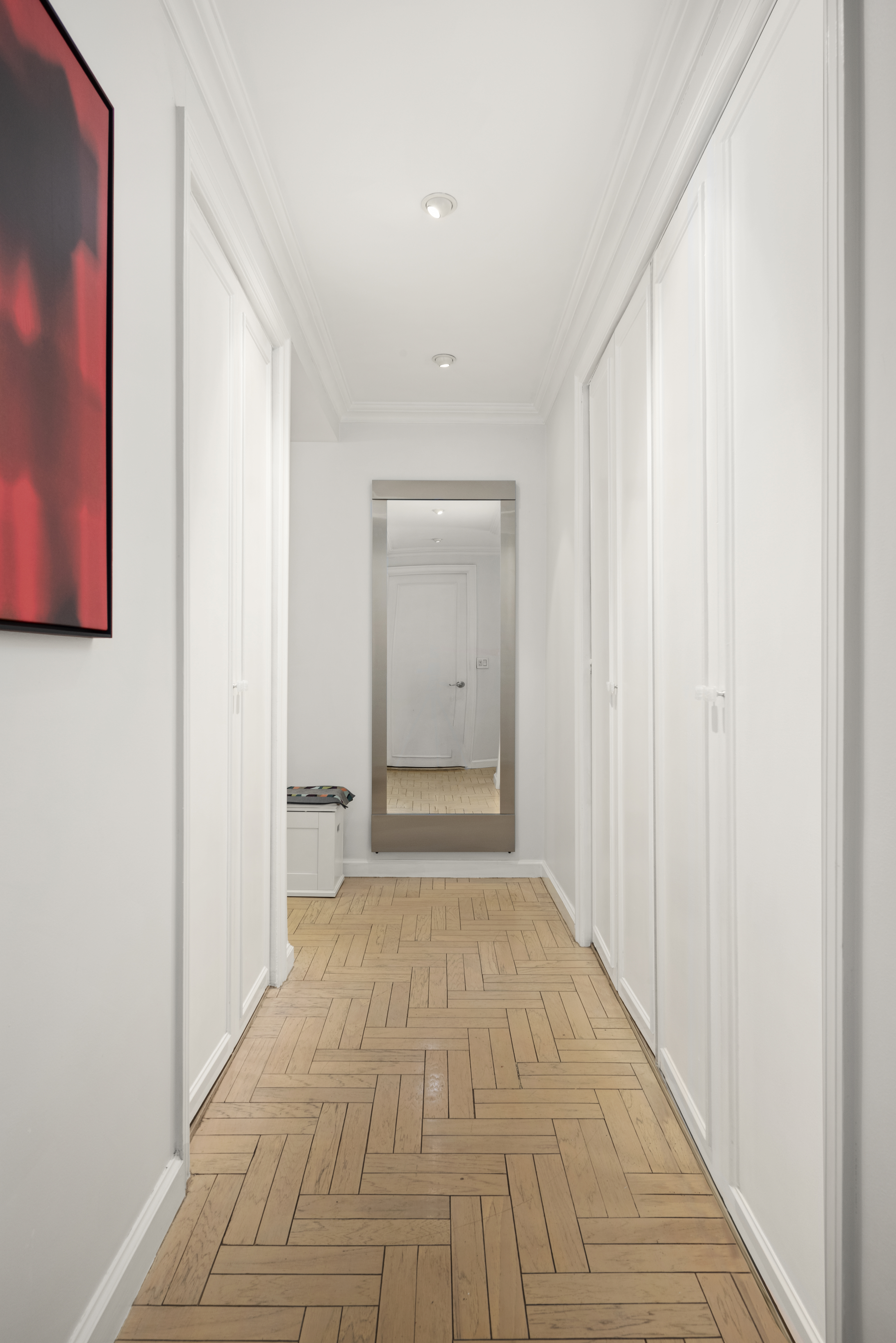 200 East 69th Street, Unit 4J Manhattan, NY 10021 - Photo 3 of 7