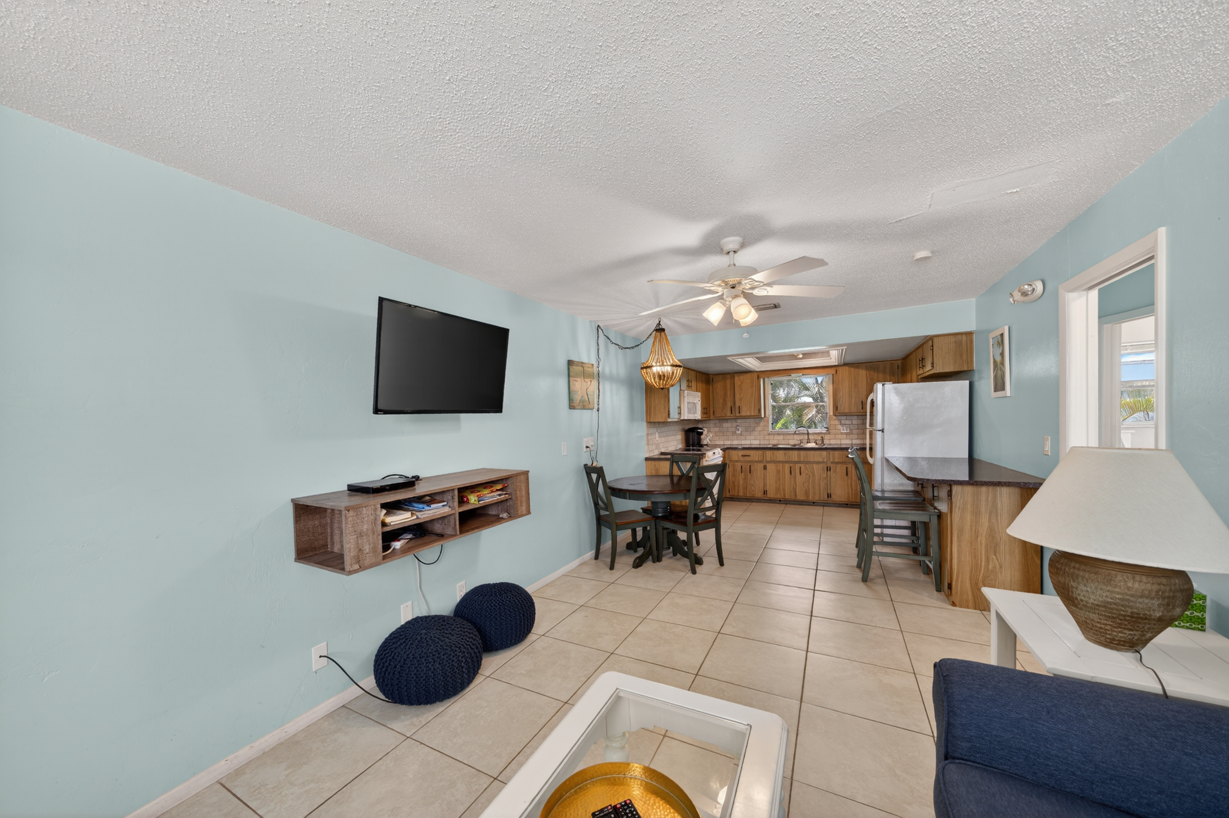 3188 Shell Mound Boulevard Fort Myers Beach, FL 33931 - Photo 5 of 31