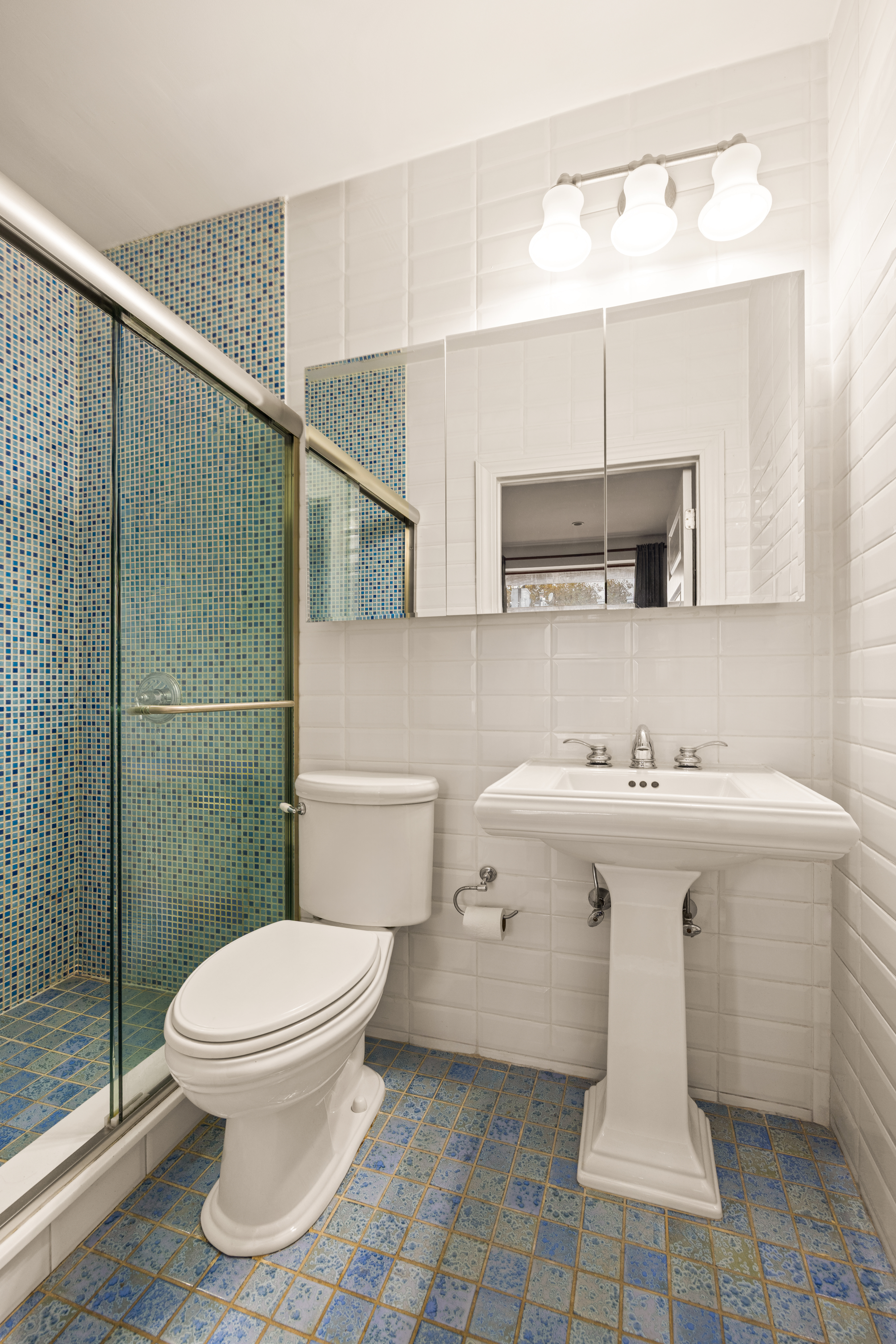 473 Hicks Street, Unit 3 Brooklyn, NY 11231 - Photo 10 of 11 a bathroom with a sink toilet and shower