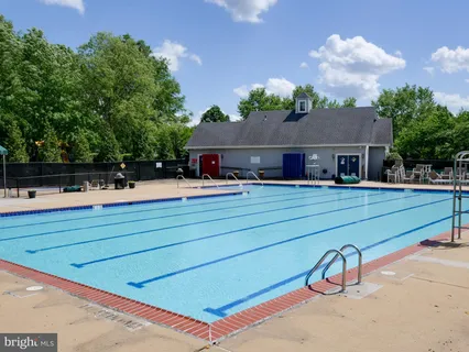 $1,800,000 | 1283 Cobble Pond Way, Vienna, VA 22182