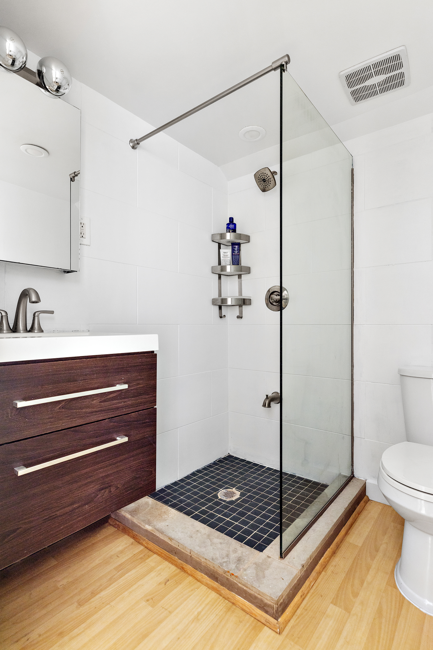 338 Humboldt Street Brooklyn, NY 11211 - Photo 14 of 18