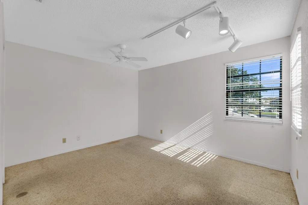 $410,000 | 8209 Waterford Avenue, Unit 8209, Tamarac, FL 33321