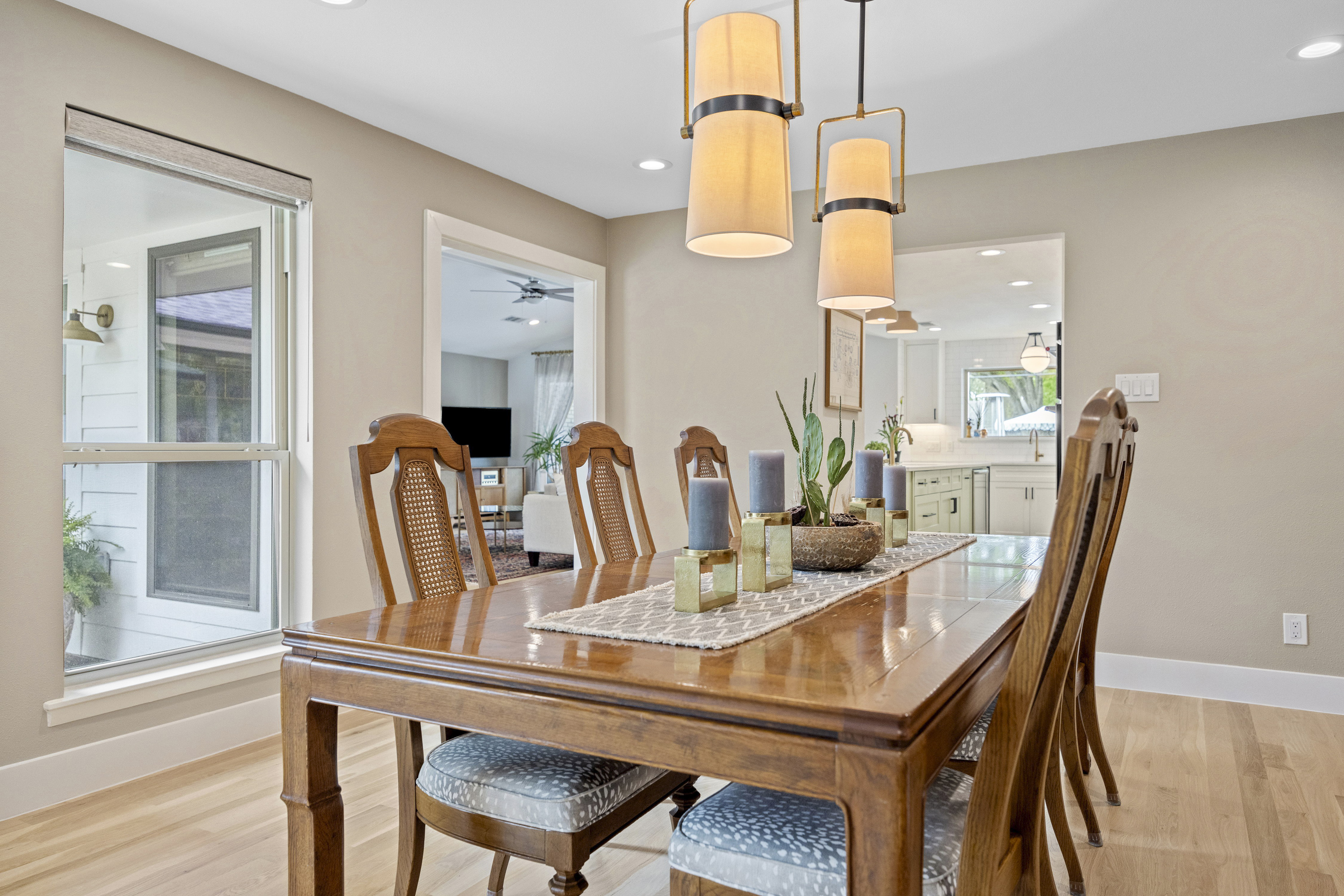 7714 Fallmeadow Lane Dallas, TX 75248 - Photo 15 of 37