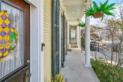 $525,000 | 2700 Constance Street, Unit 2700, New Orleans, LA 70130