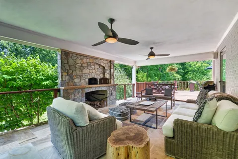 $1,795,000 | 9701 Overlea Drive, Rockville, MD 20850