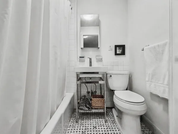 $2,950 | 89 Wyckoff Street, Unit 1A | Boerum Hill
