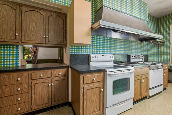 $1,150,000 | 113 Maple Avenue, Oil City, PA 16301