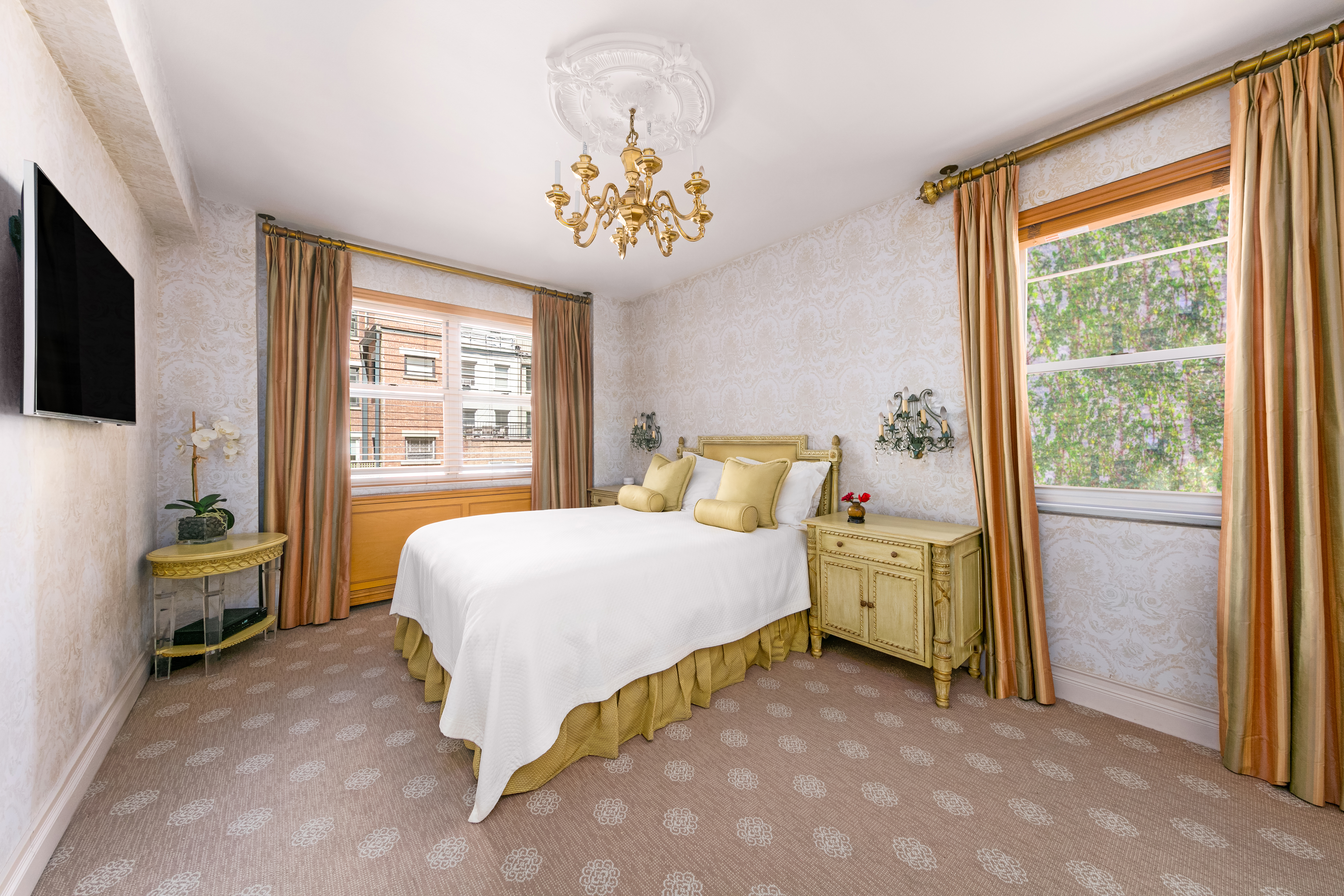 923 5th Avenue, Unit 4F Manhattan, NY 10021 - Photo 6 of 10