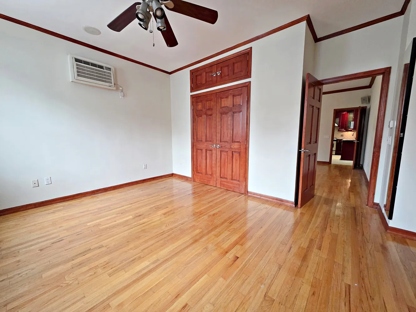 $4,000 | 714 Lorimer Street, Unit 1 | Williamsburg