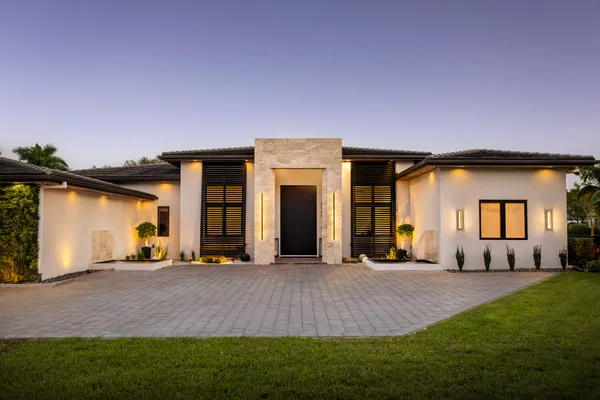 $3,599,000 | 14940 Southwest 16 Court, Davie, FL 33326