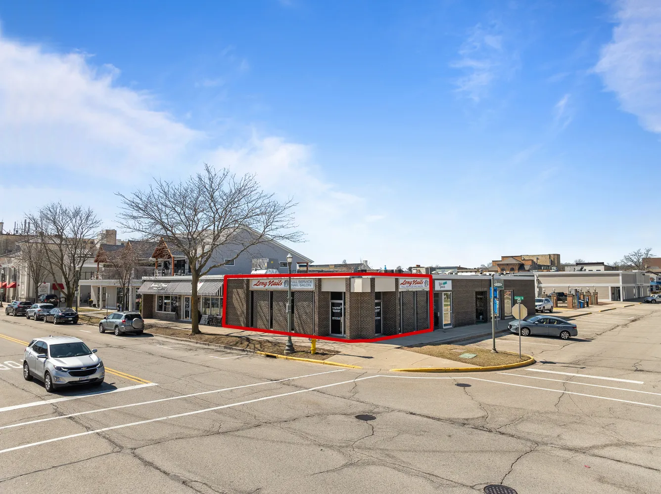 $2,250 | 268 Center Street, Lake Geneva, WI 53147