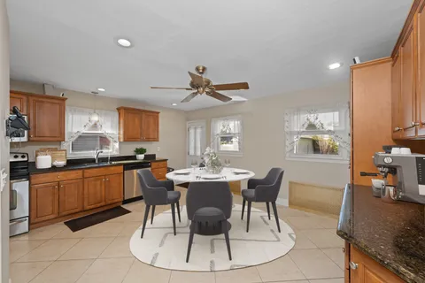 $669,000 | 522 Stewart Avenue | South New York