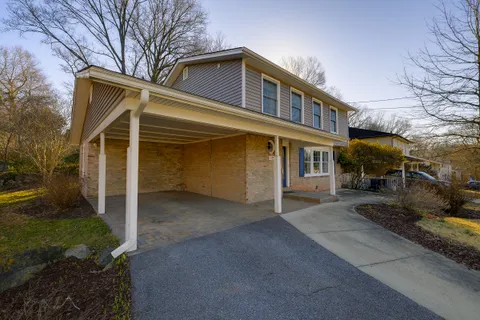 $675,000 | 115 Lakeside Drive, Greenbelt, MD 20770