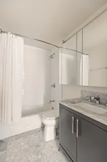 $3,495,000 | 200 East 94th Street, Unit 1917 | Upper East Side