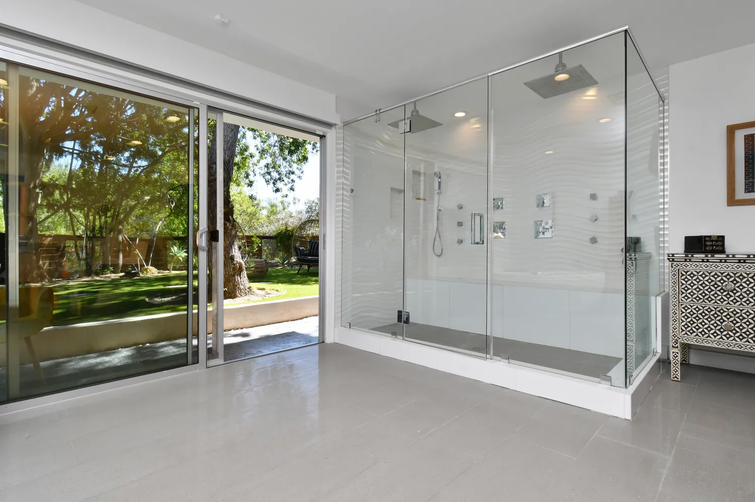 $3,025,000 | 20150 Delita Drive, Woodland Hills, CA 91364