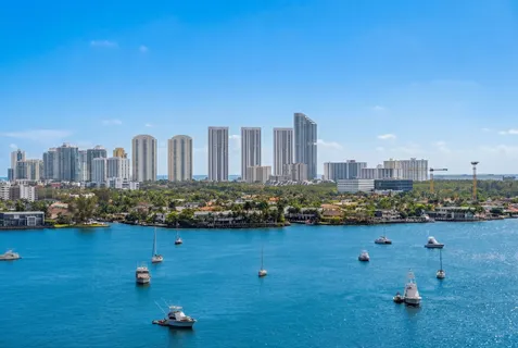 $1,100,000 | 17301 Biscayne Boulevard, Unit 1401, North Miami Beach, FL 33160