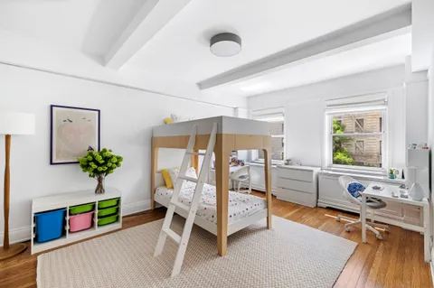 $2,595,000 | 49 East 96th Street, Unit 4D | Upper East Side