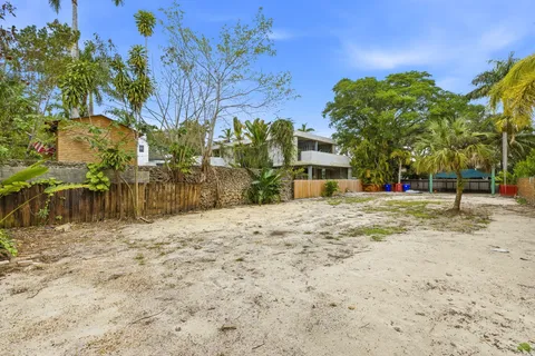 $6,495,000 | 3770-3792 Kumquat Avenue, Miami, FL 33133