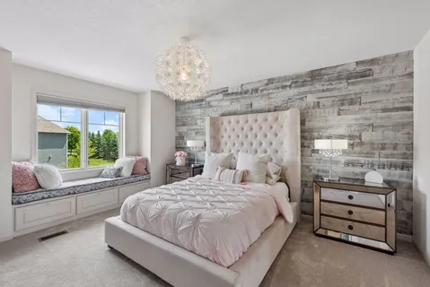 $1,250,000 | 16630 54th Court North, Plymouth, MN 55446