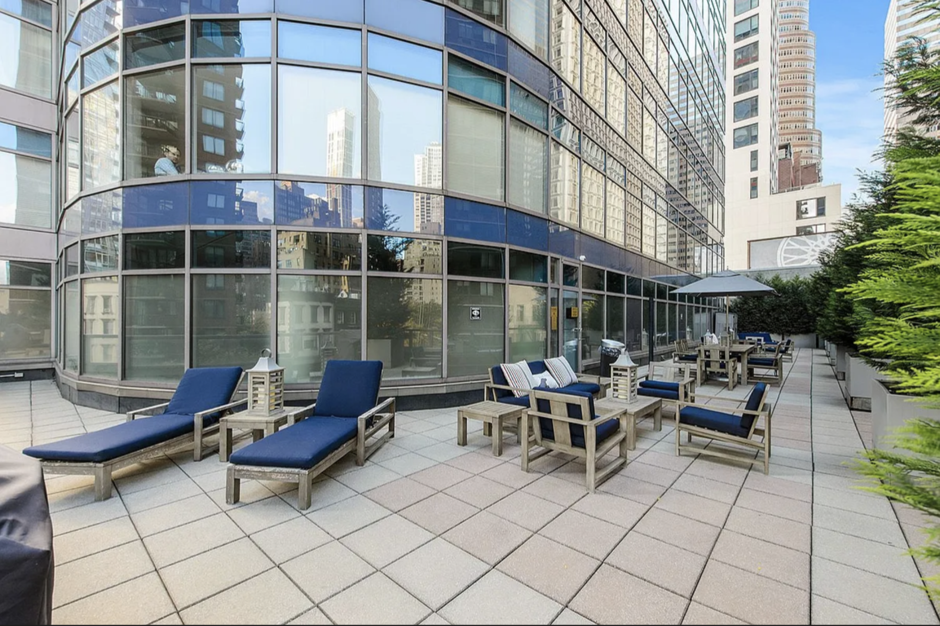 250 East 54th Street, Unit 35A Manhattan, NY 10022 - Photo 11 of 13 a view of outdoor space yard and patio