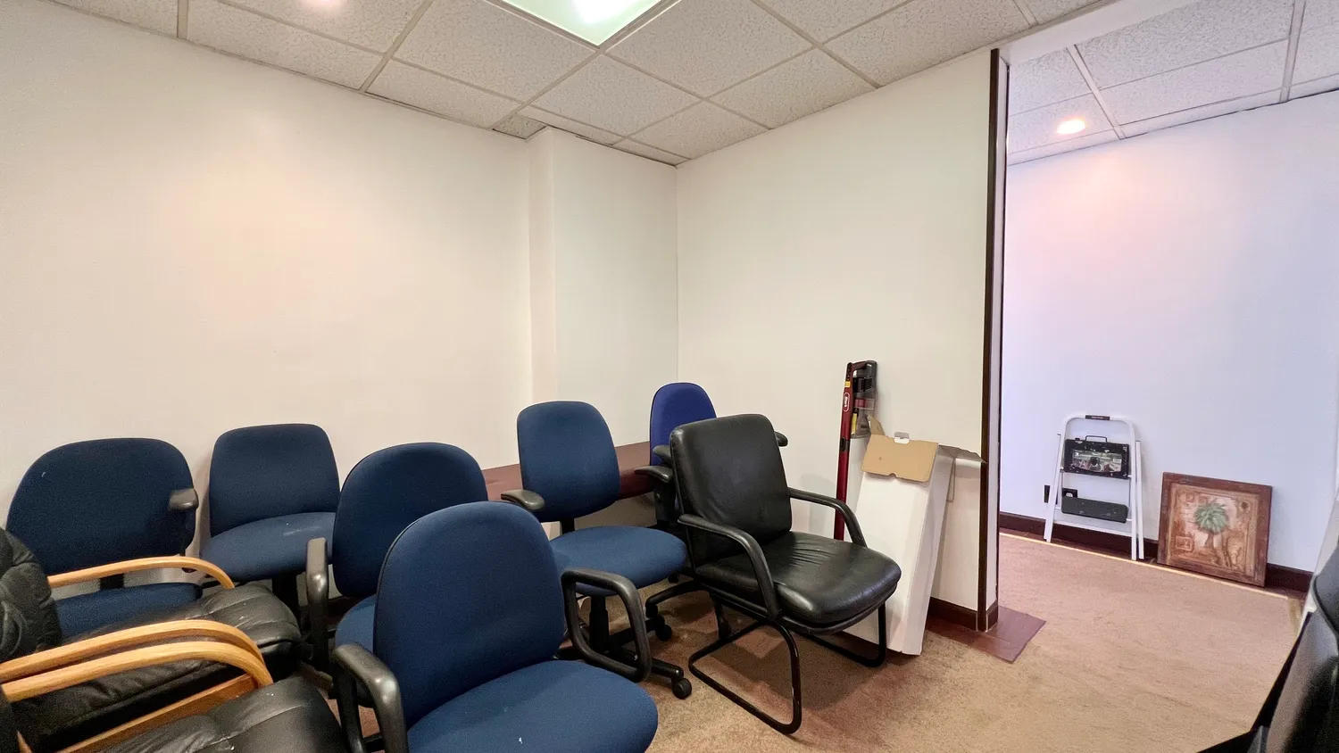 $1,200 | 29 Glen Cove Avenue, Unit 208, Glen Cove, NY 11542