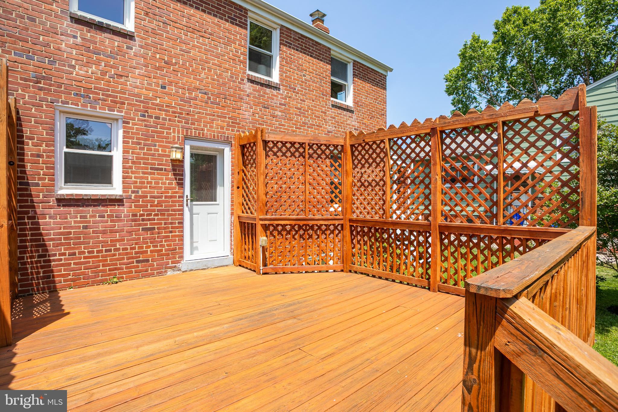 10015 Markham Street Silver Spring, MD 20901 - Photo 6 of 9