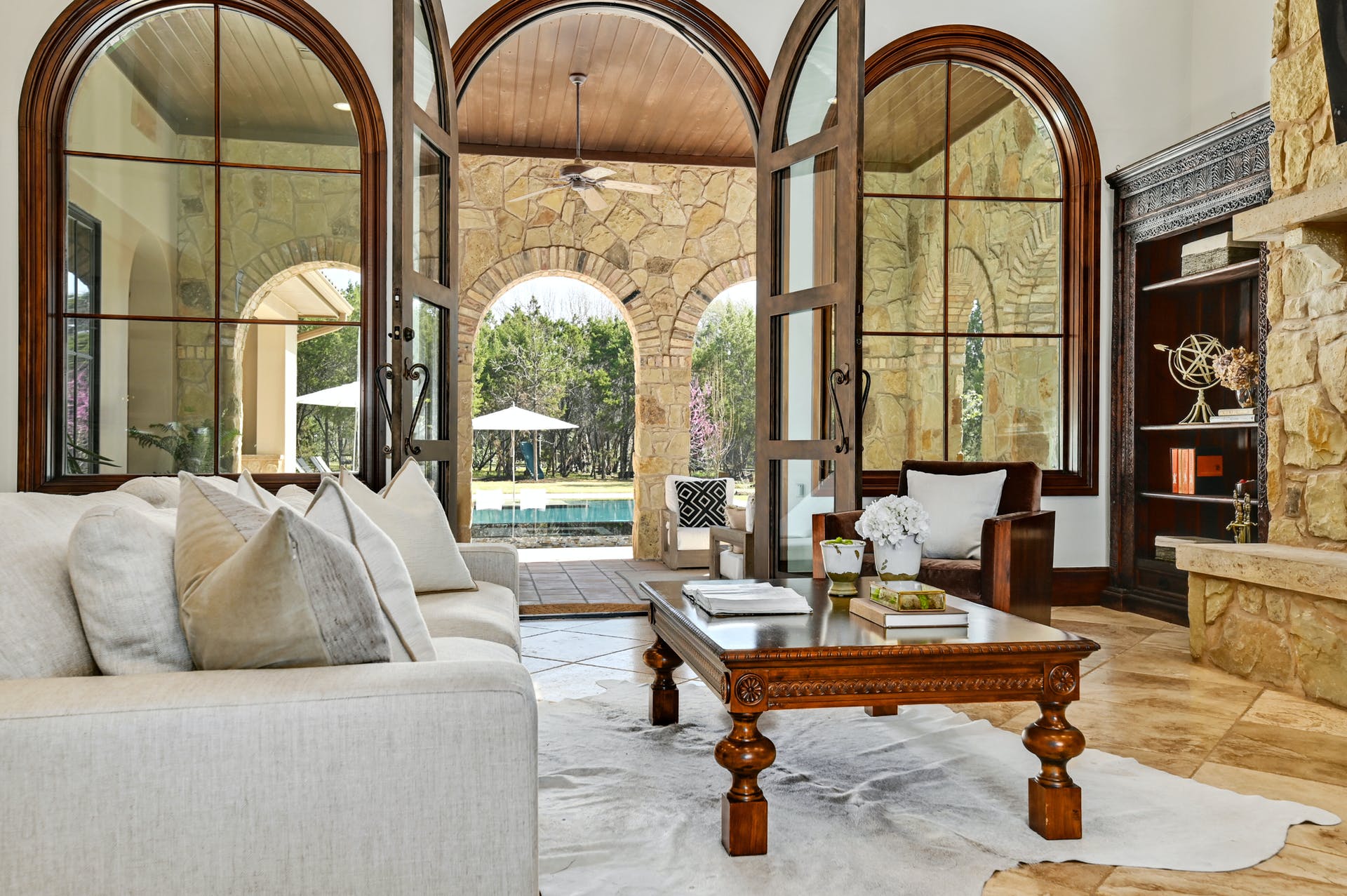 8408 Calera Drive Austin, TX 78735 - Photo 3 of 20