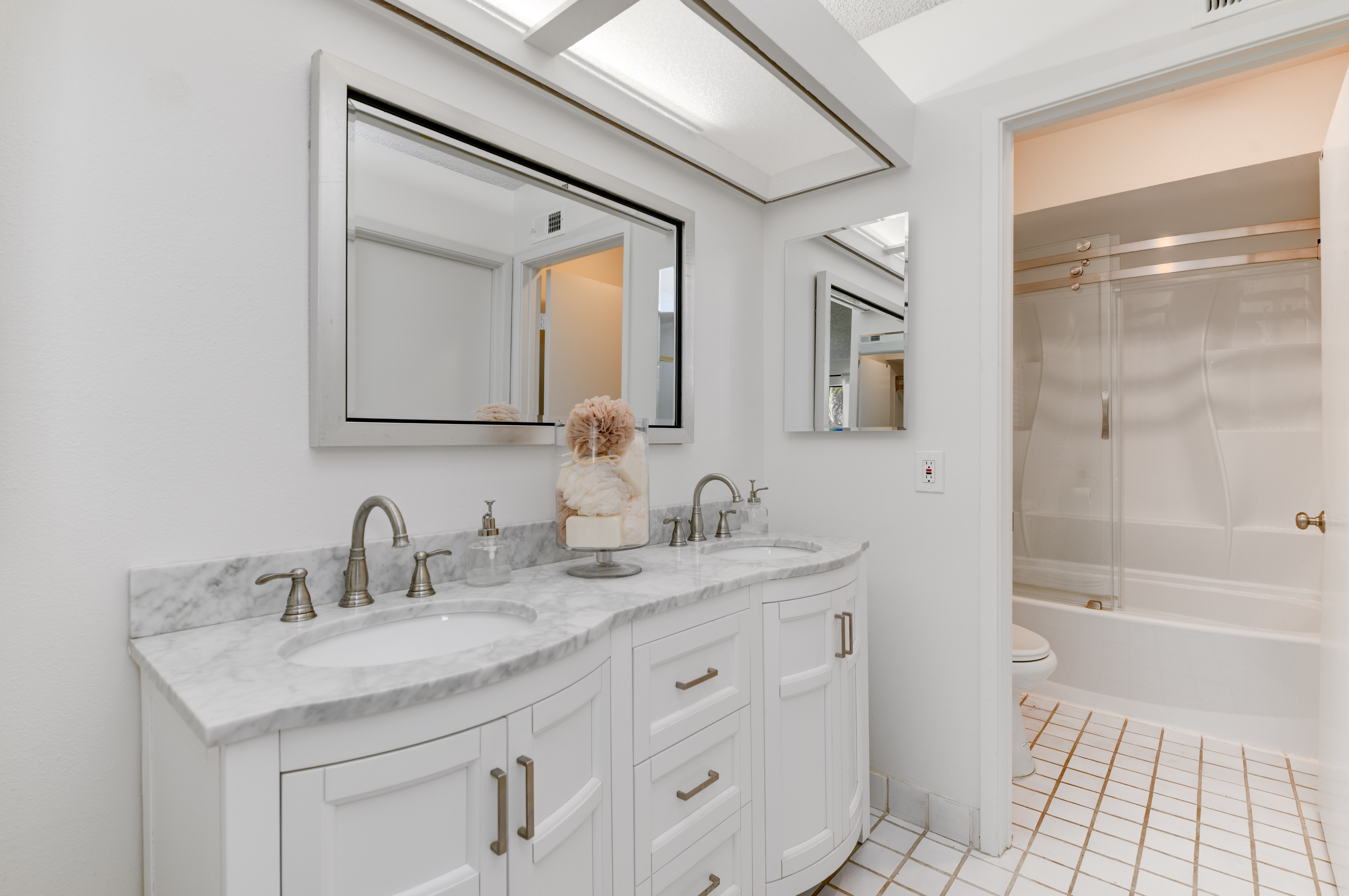 3408 Viewpoint Way Oceanside, CA 92056 - Photo 18 of 27