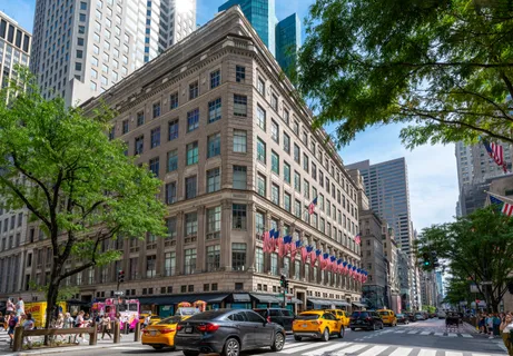 $34,000,000 | 641 5th Avenue, Unit 49CDE | Midtown East