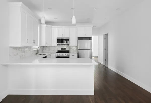 $4,100 | 372 83rd Street, Unit 2 | Bay Ridge