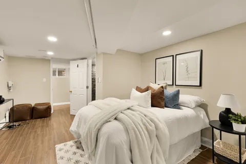Contact Agent | 127 U Street Northwest, Washington, DC 20001