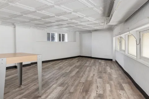 $550,000 | 5464 Gravois Avenue, St. Louis, MO 63116