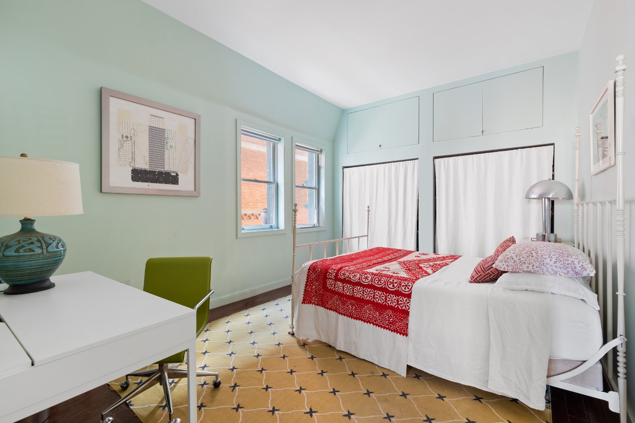 315 Washington Avenue Brooklyn, NY 11205 - Photo 19 of 38 a bedroom with bed and a window