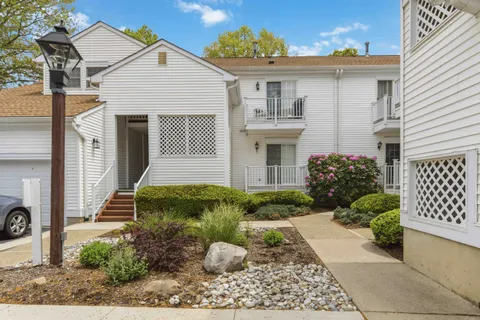 $379,000 | 34 Alexandria Way, Bernards, NJ 07920
