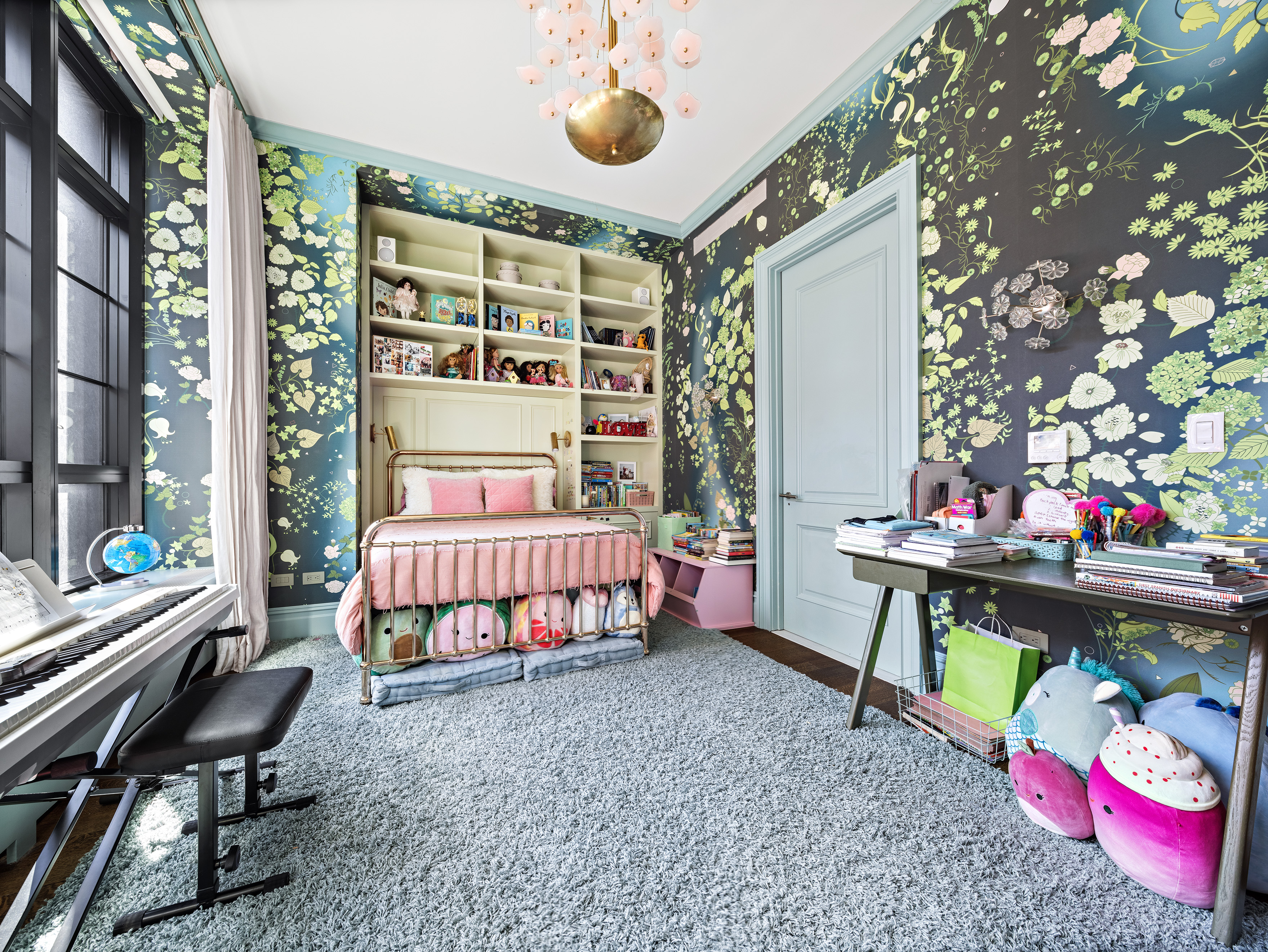 150 Charles Street, Unit 3DES Manhattan, NY 10014 - Photo 16 of 18