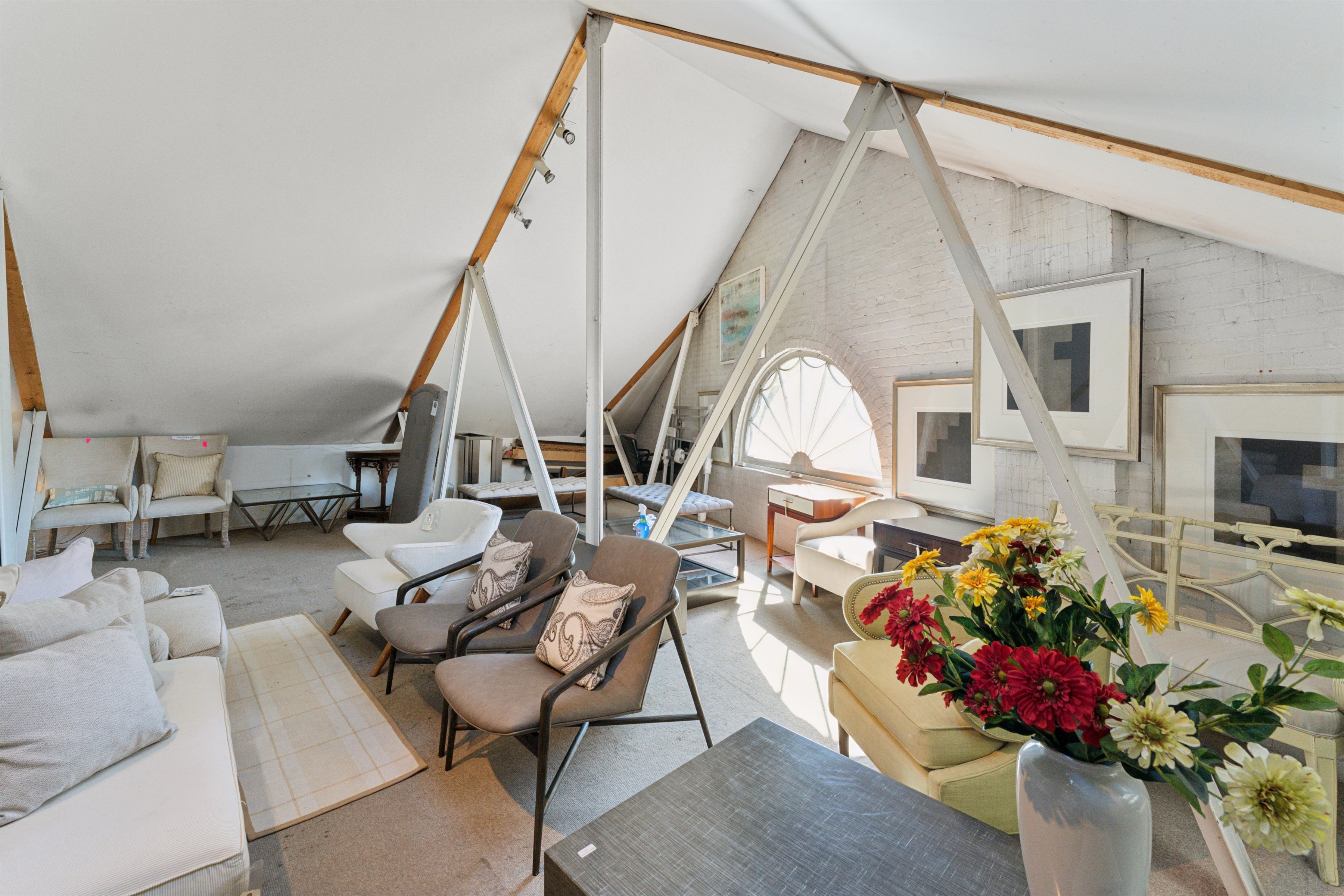 53 North Sea Road Southampton, NY 11968 - Photo 14 of 15 a living room with furniture