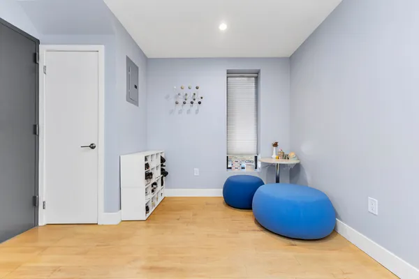 $1,590,000 | 167 Devoe Street, Unit 1B | Williamsburg