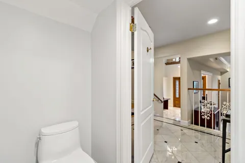 $3,000,000 | 616 Lakeview Way, Redwood City, CA 94062