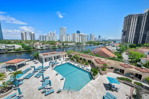 $515,000 | 19667 Turnberry Way, Unit 7B, Aventura, FL 33180
